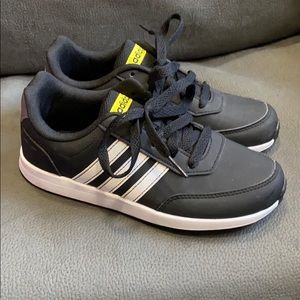 Boys size 2 Adidas Sneakers